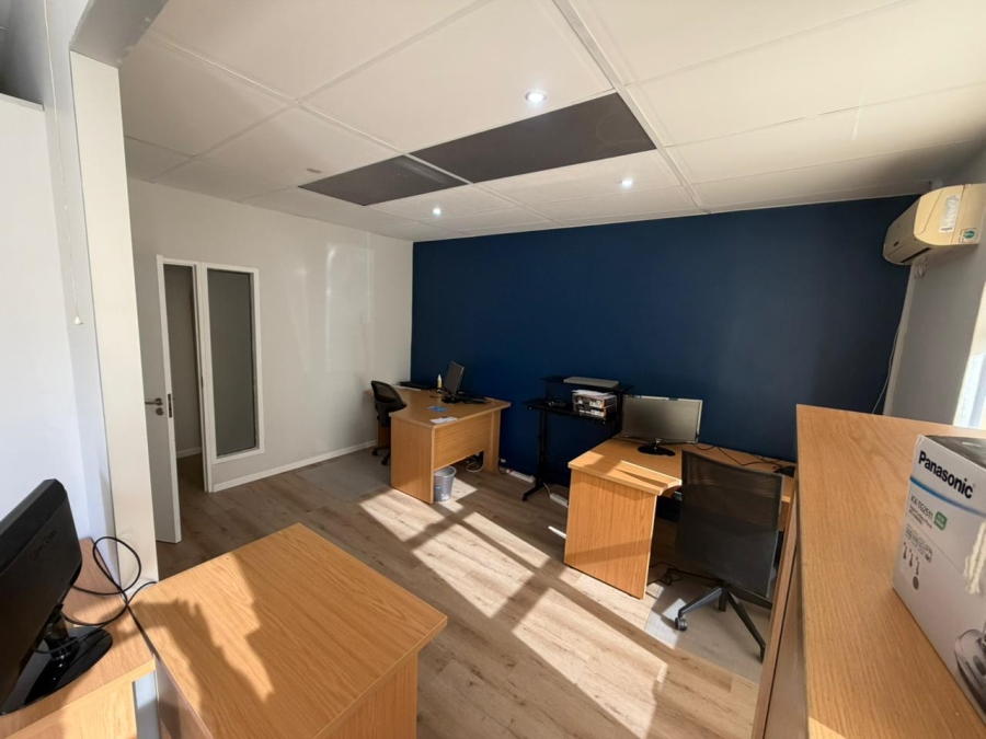 To Let Commercial Property for Rent in Marconi Beam Industria Western Cape